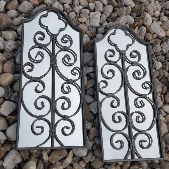 2 Mirrors Set of 2 Wall Mirror Wrought Iron Metal and Glass Vintage Wall Hanging - Picture 10 of 10